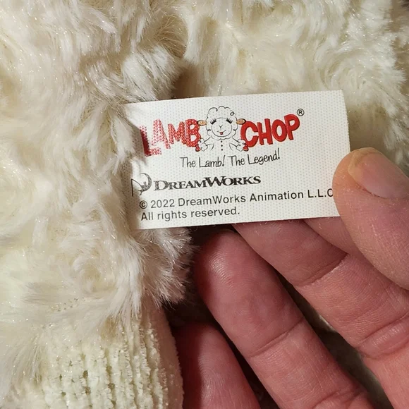 Lamb Chop Dreamworks Multipet Squeaky Dog Toy 11' Rainbow Plaid  Paws And Ears - Picture 6 of 8